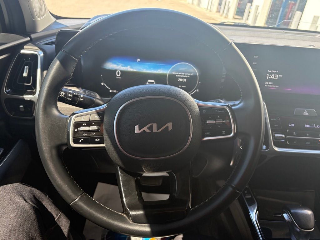 2023 Kia Sorento SX - Photo 19