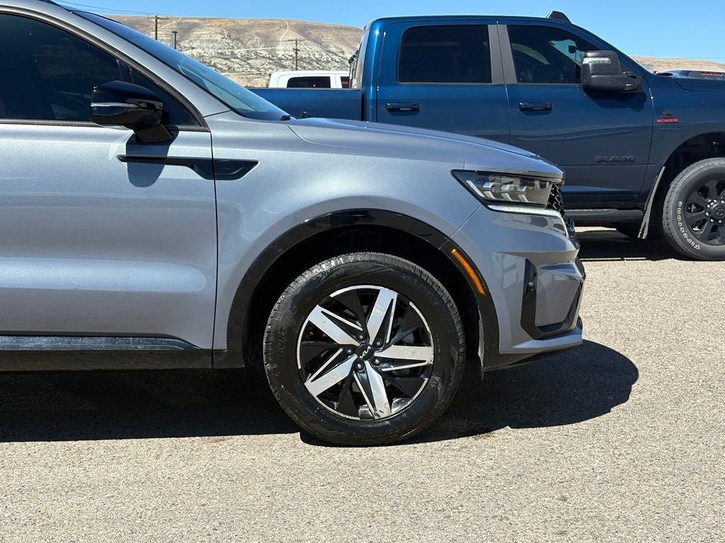 2023 Kia Sorento SX - Photo 5