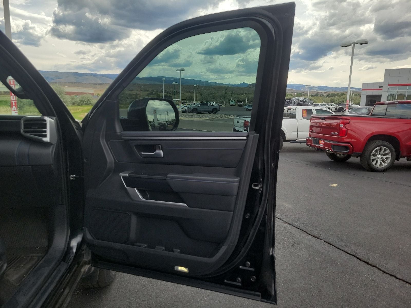2024 Toyota Tundra Platinum