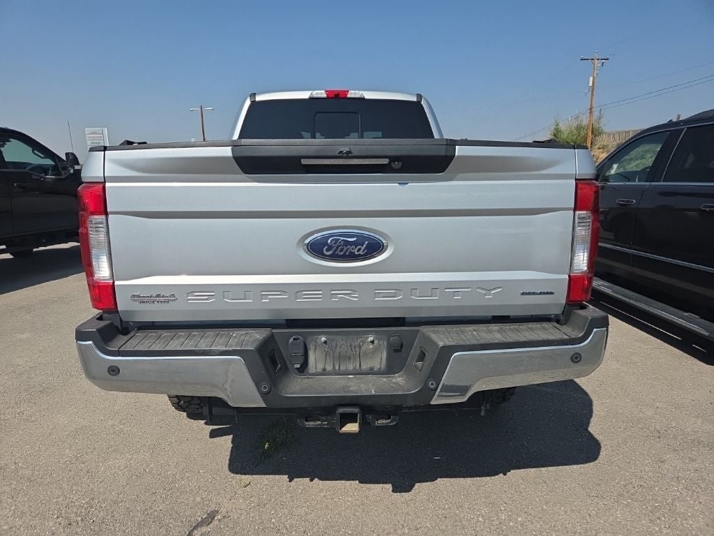 2018 Ford F-250SD Lariat 160"