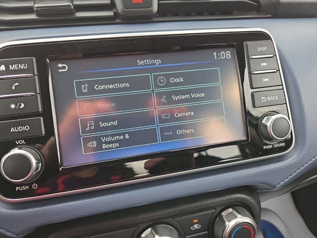 2024 Nissan Versa 1.6 SV