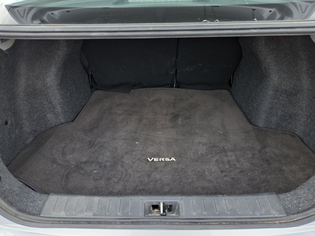 2024 Nissan Versa 1.6 SV