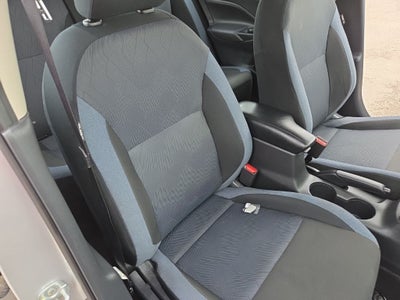 2024 Nissan Versa 1.6 SV