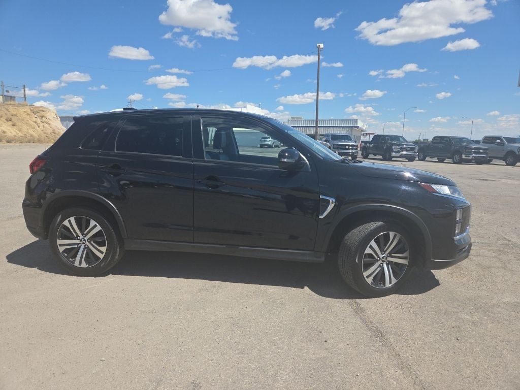 2025 Mitsubishi Outlander Sport 2.0 SE