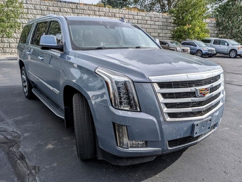 2016 Cadillac Escalade ESV Luxury