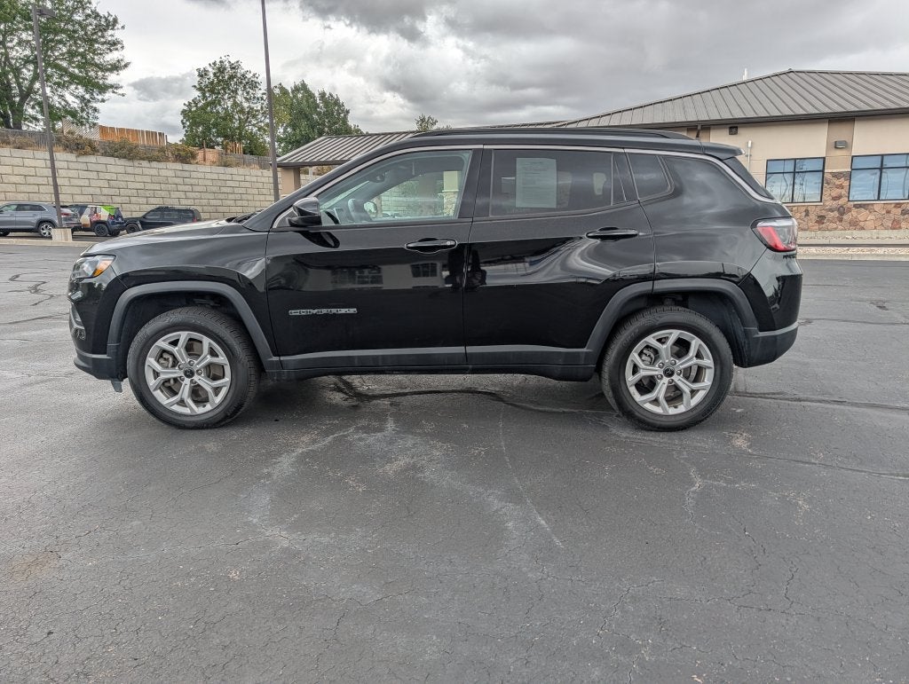 2025 Jeep Compass Latitude W/Sunroof