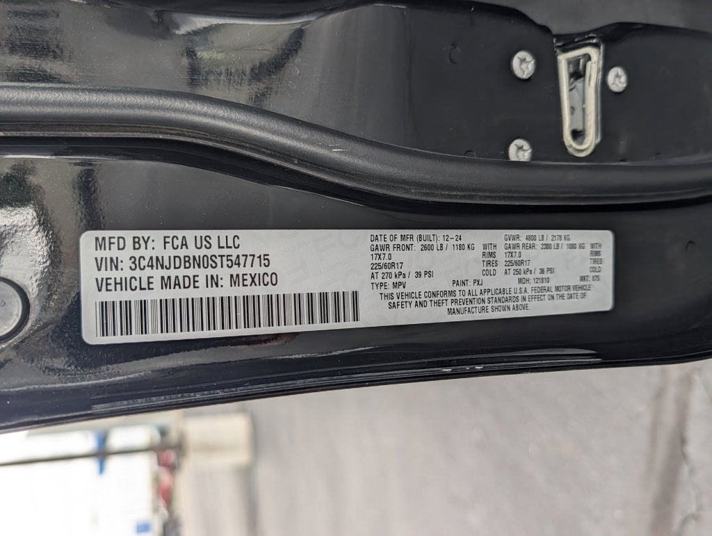 2025 Jeep Compass Latitude W/Sunroof