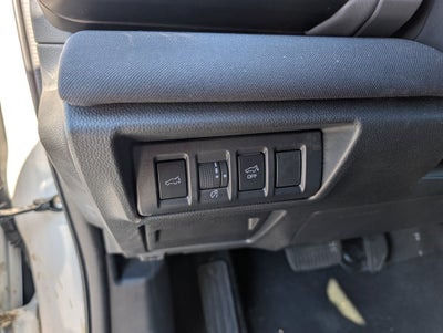 2025 Subaru Outback Premium w/Sunroof