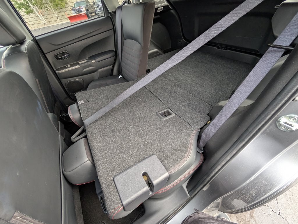 2025 Mitsubishi Outlander Sport Base