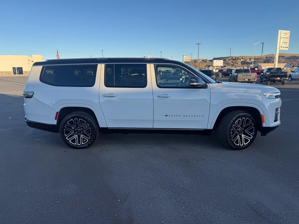 2027 Jeep Grand Wagoneer L GRAND WAGONEER LONG WHEELBASE OVERLAND 4X4