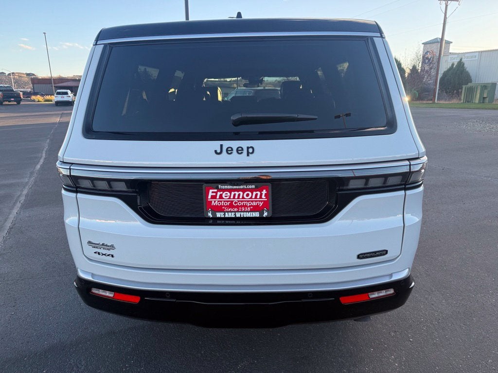 2027 Jeep Grand Wagoneer L GRAND WAGONEER LONG WHEELBASE OVERLAND 4X4