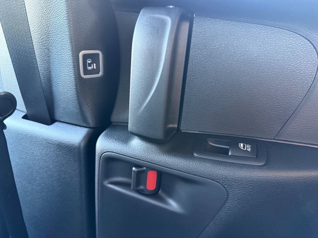 2027 Chrysler Pacifica PACIFICA SELECT AWD