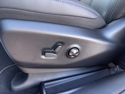 2027 Chrysler Pacifica PACIFICA SELECT AWD
