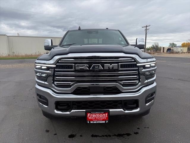 2027 RAM 3500 RAM 3500 LARAMIE CREW CAB 4X4 8' BOX