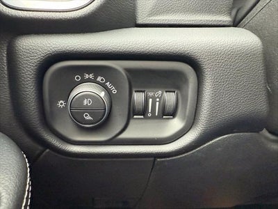 2027 RAM 3500 RAM 3500 LARAMIE CREW CAB 4X4 8' BOX