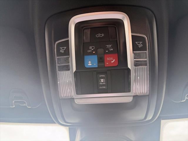 2027 RAM 3500 RAM 3500 LARAMIE CREW CAB 4X4 8' BOX