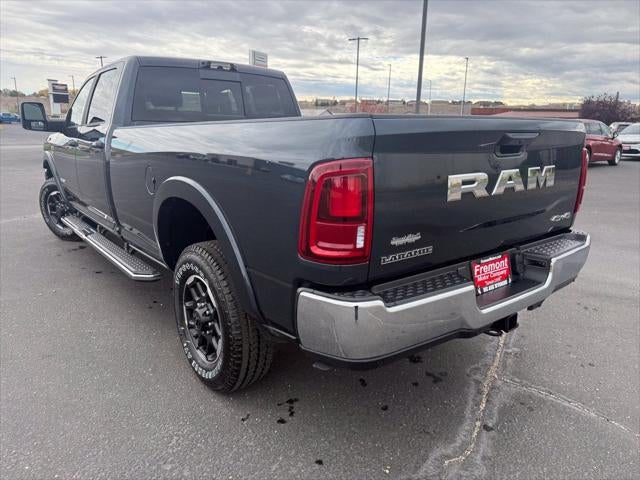 2027 RAM 3500 RAM 3500 LARAMIE CREW CAB 4X4 8' BOX