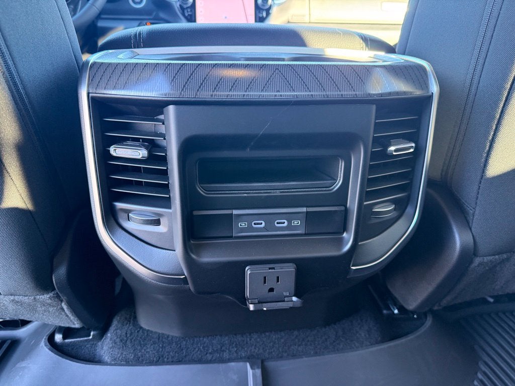 2027 RAM 1500 1500 BIG HORN CREW CAB 4X4 5'7' BOX