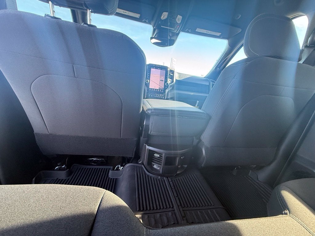 2027 RAM 2500 2500 TRADESMAN CREW CAB 4X4 6'4' BOX