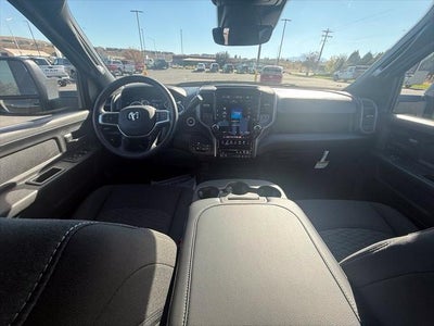 2027 RAM 2500 2500 TRADESMAN CREW CAB 4X4 6'4' BOX