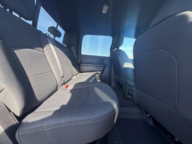 2027 RAM 2500 2500 TRADESMAN CREW CAB 4X4 6'4' BOX