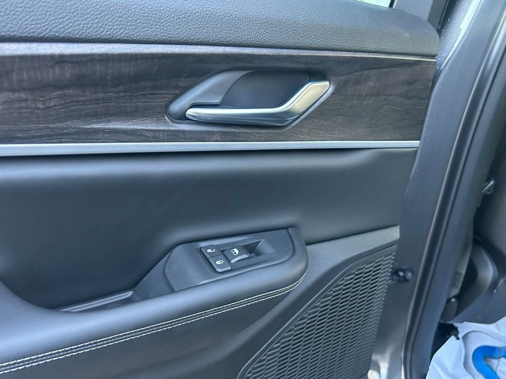 2026 Jeep Grand Cherokee Altitude