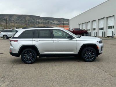 2026 Jeep Grand Cherokee Limited Reserve