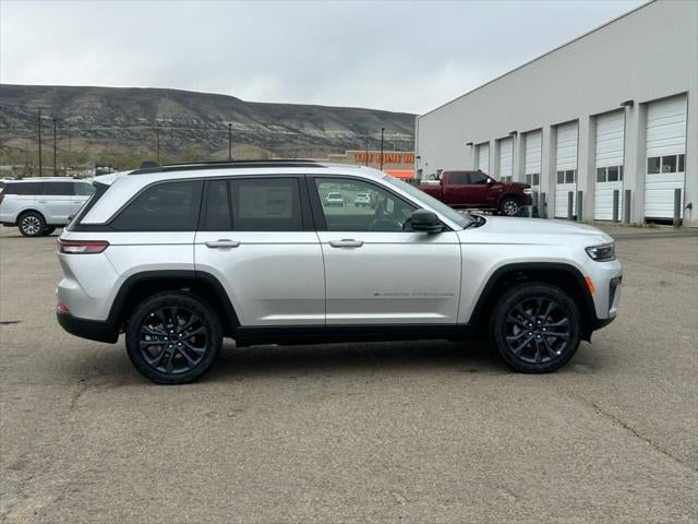 2026 Jeep Grand Cherokee Limited Reserve
