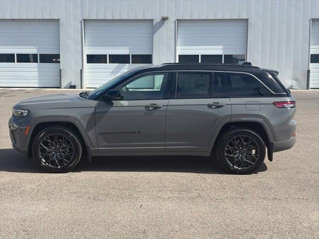 2027 Jeep Grand Cherokee Summit
