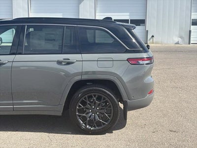 2027 Jeep Grand Cherokee Summit