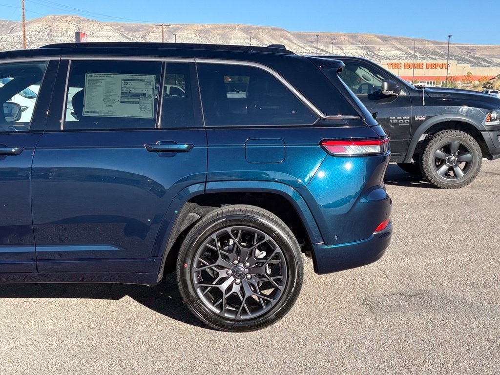 2027 Jeep Grand Cherokee Summit