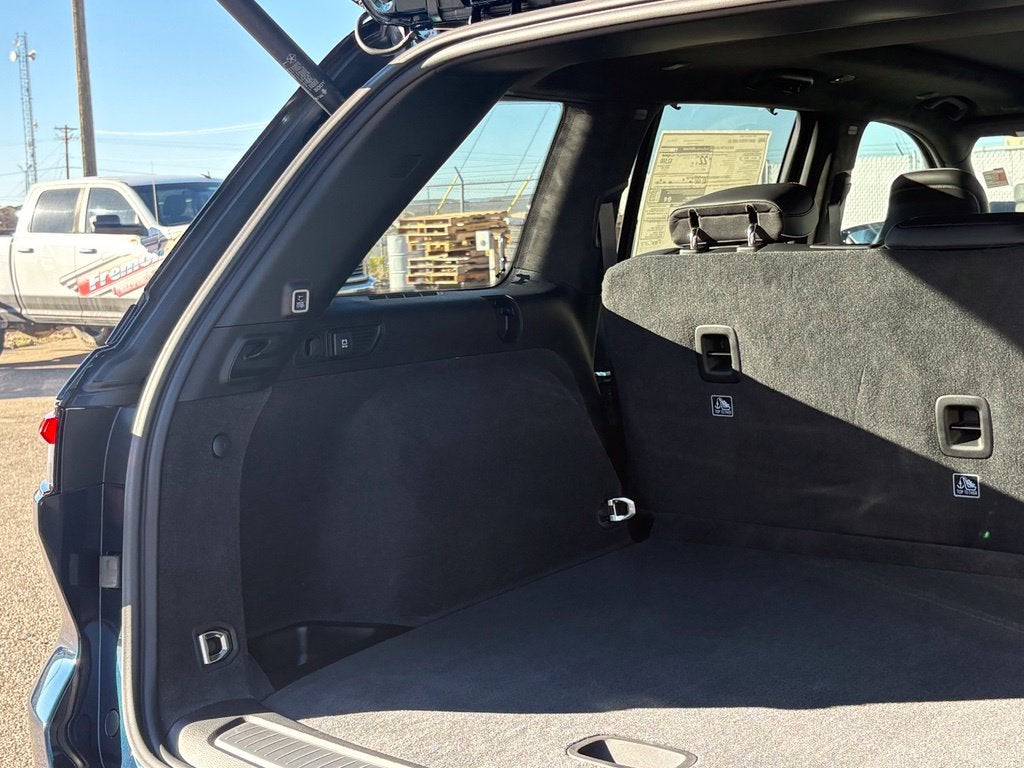 2027 Jeep Grand Cherokee Summit