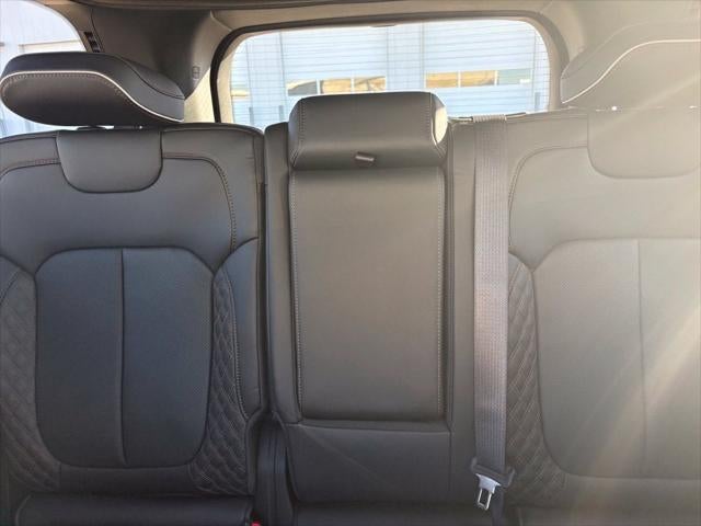 2027 Jeep Grand Cherokee Summit