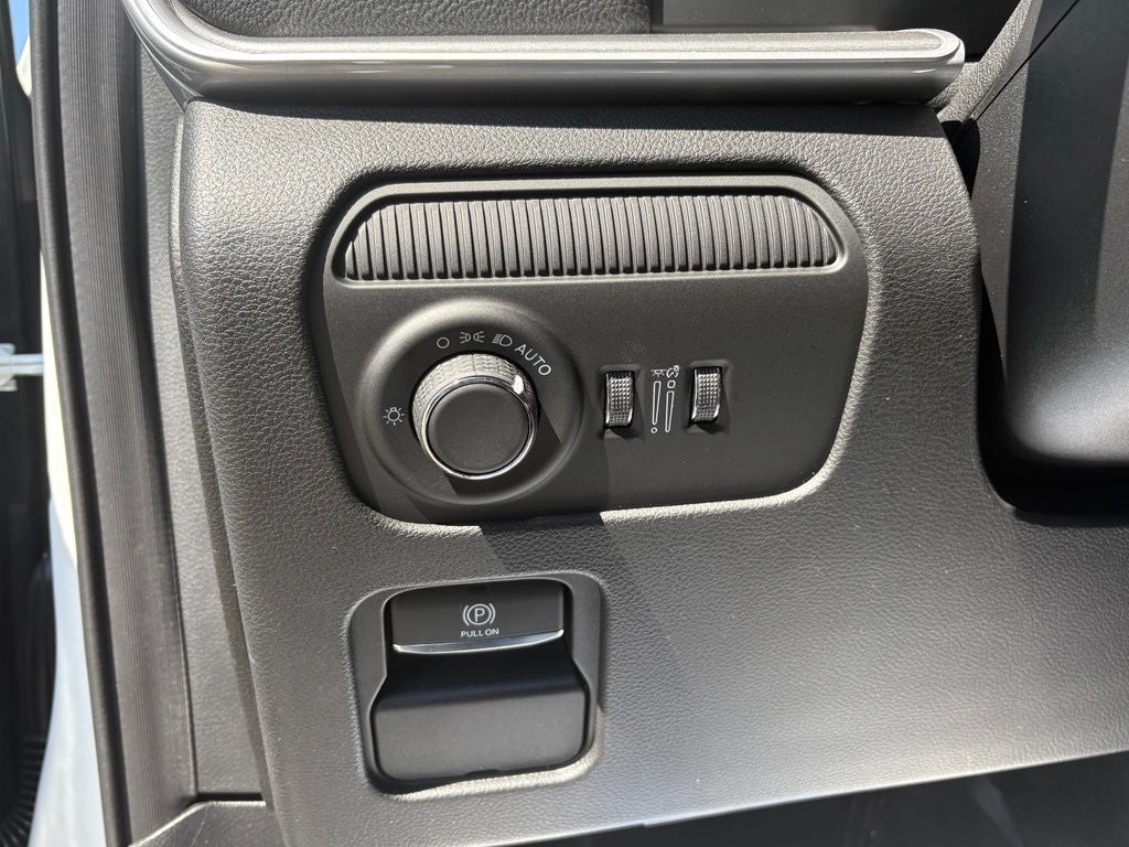 2026 Jeep Grand Wagoneer Upland