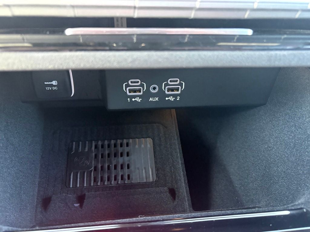 2026 Jeep Grand Wagoneer Upland