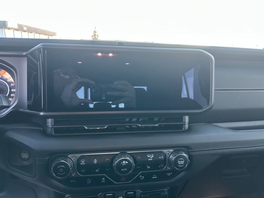 2025 Jeep Gladiator High Tide