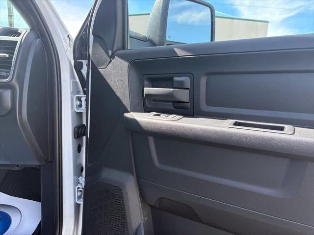 2027 RAM 3500 Tradesman DRW