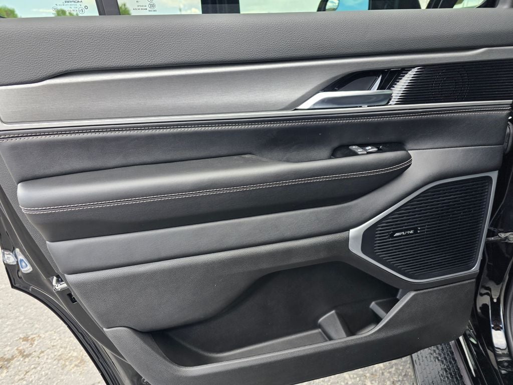2026 Jeep Grand Wagoneer Upland