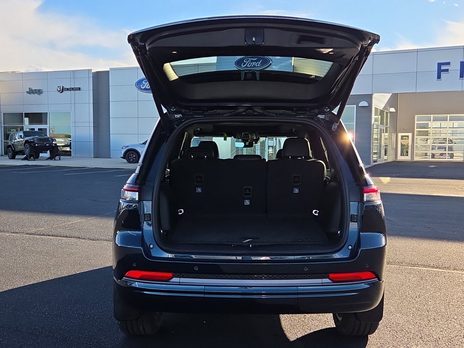 2026 Jeep Grand Cherokee LIMITED RESERVE 4X4