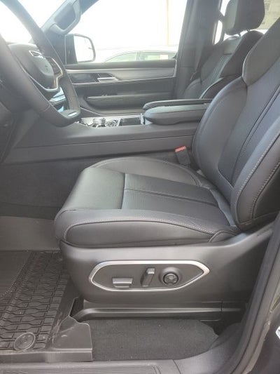 2026 Jeep Grand Wagoneer Limited Altitude