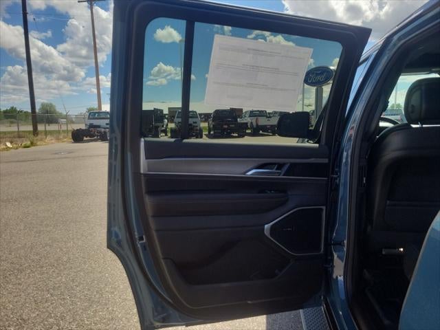 2026 Jeep Grand Wagoneer Upland
