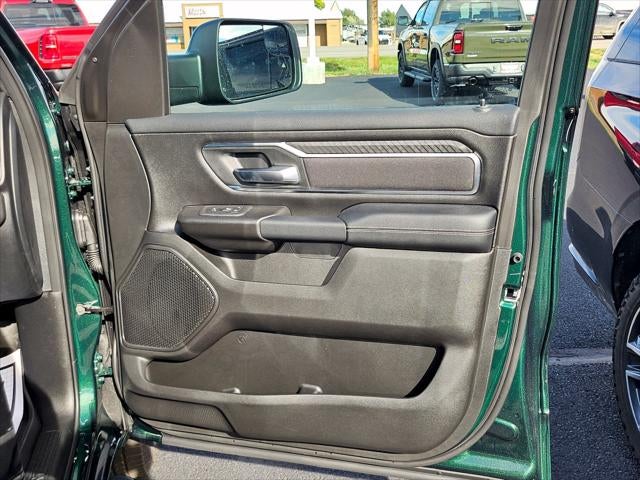 2027 RAM 1500 1500 BIG HORN CREW CAB 4X4 5'7' BOX
