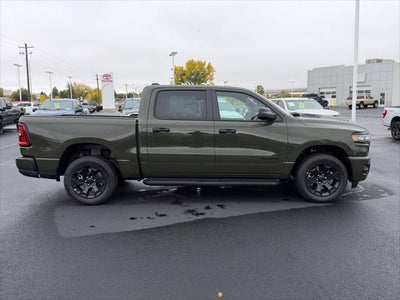 2027 RAM 1500 1500 EXPRESS CREW CAB 4X4 5'7' BOX