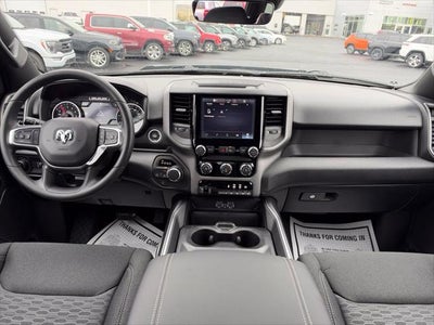 2027 RAM 1500 1500 EXPRESS CREW CAB 4X4 5'7' BOX