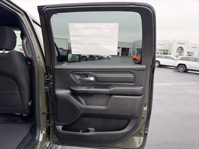 2027 RAM 1500 1500 EXPRESS CREW CAB 4X4 5'7' BOX