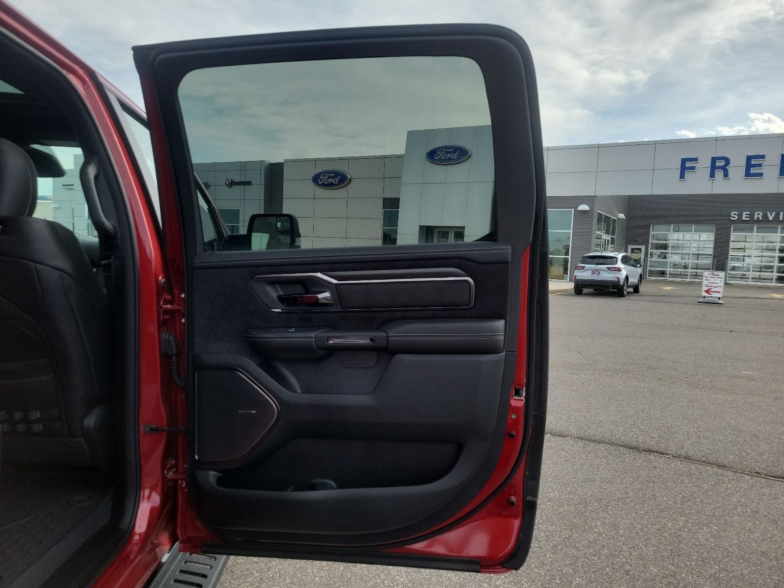 2026 RAM Ram 1500 RHO