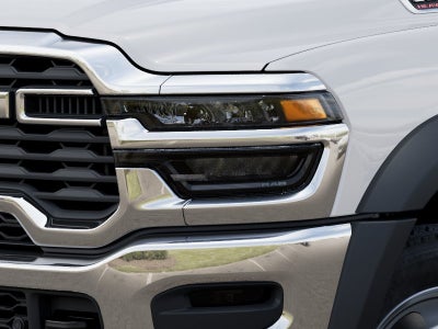 2027 RAM 5500HD 5500 TRADESMAN CHASSIS CREW CAB 4X4 84' CA