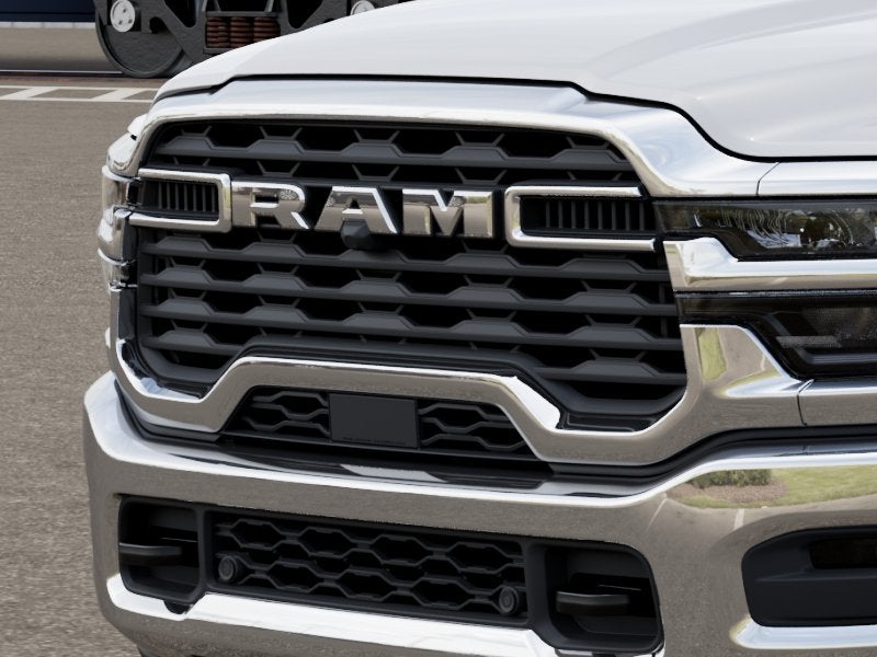 2027 RAM 5500HD 5500 TRADESMAN CHASSIS CREW CAB 4X4 84' CA