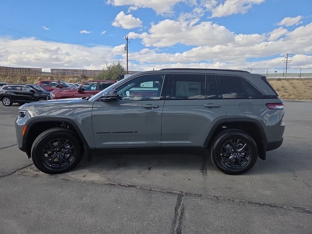 2027 Jeep Grand Cherokee Altitude