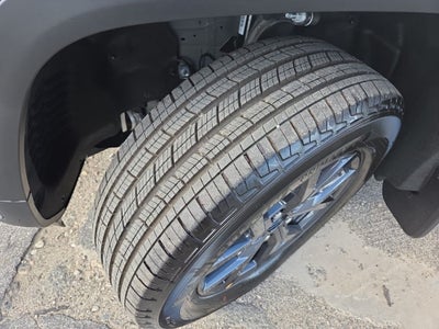 2027 Jeep Grand Cherokee Altitude